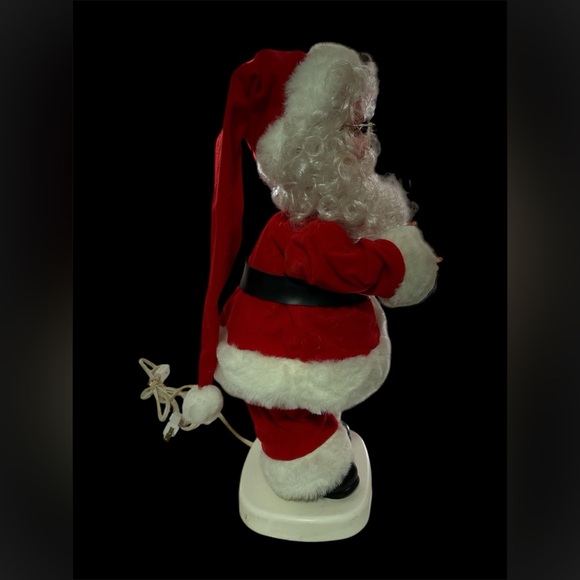 Vintage Santa's Best Christmas Animated Santa Claus Figure Works Great - Picture 2 of 5